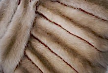 Как почистить шубу из куницы?